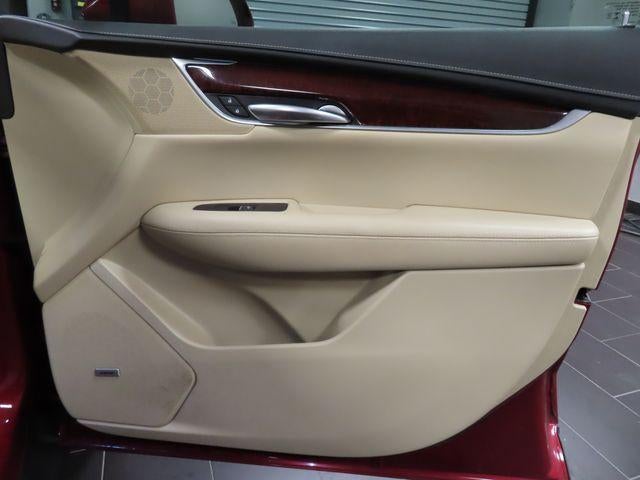 2019 Cadillac XT5 Premium Luxury FWD