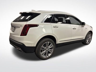 2022 Cadillac XT5 Premium Luxury