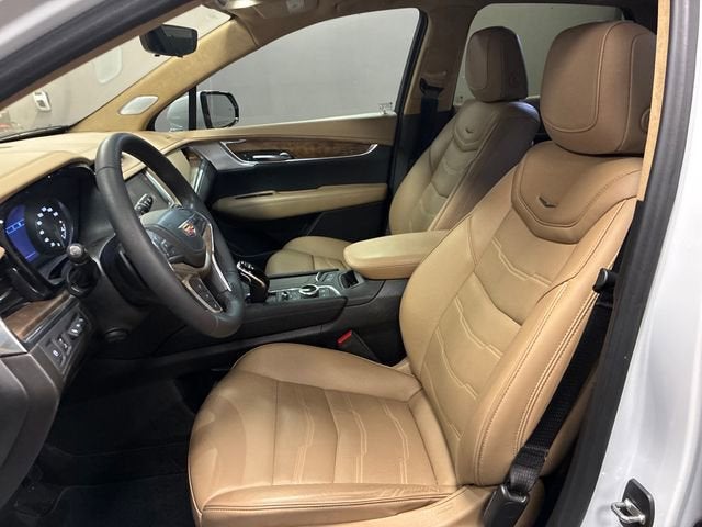 2022 Cadillac XT5 Premium Luxury