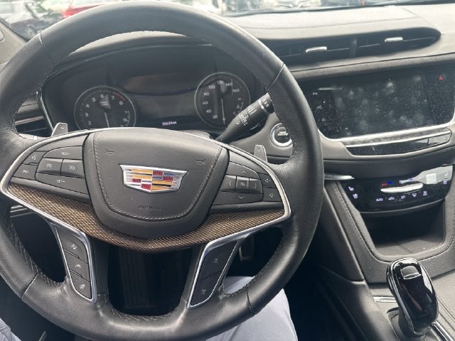 2024 Cadillac XT5 Sport