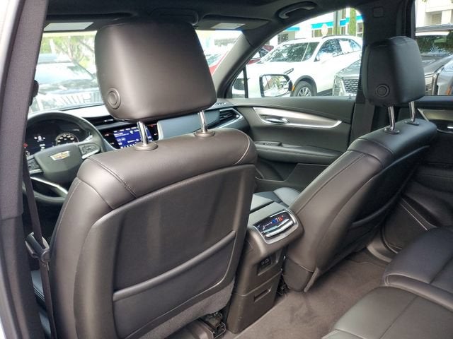 2024 Cadillac XT6 Luxury