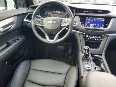 2024 Cadillac XT6 Luxury