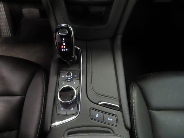 2025 Cadillac XT6 Luxury