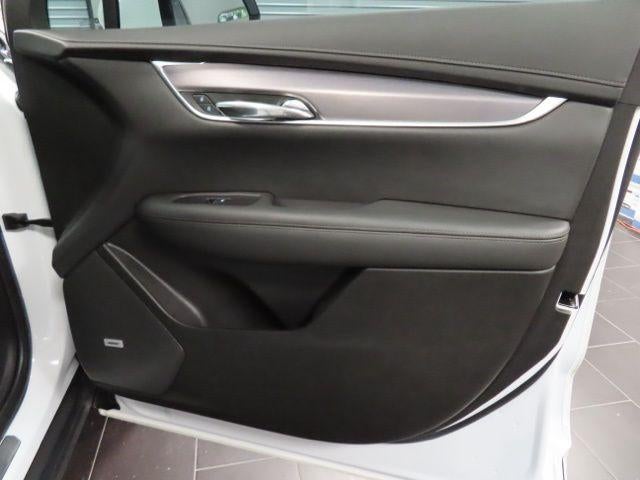 2024 Cadillac XT6 Luxury