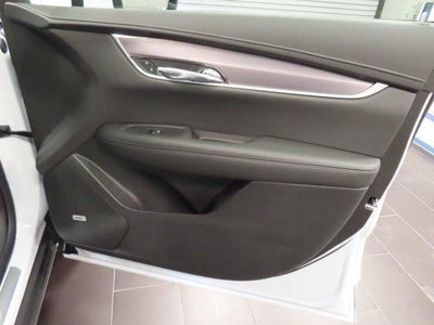 2025 Cadillac XT6 Luxury