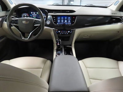 2023 Cadillac XT6 Premium Luxury