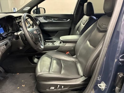 2025 Cadillac XT6 Premium Luxury