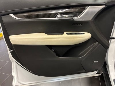 2023 Cadillac XT6 Sport