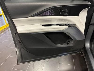2023 Cadillac LYRIQ Luxury