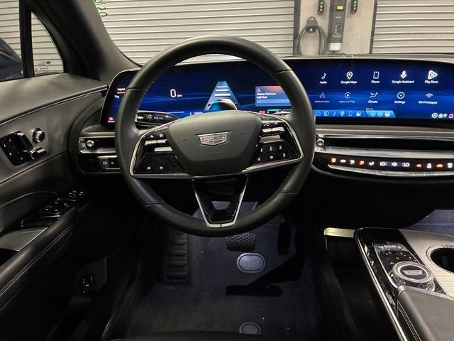 2024 Cadillac LYRIQ Tech