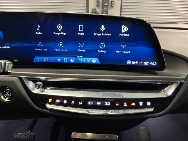2024 Cadillac LYRIQ Tech