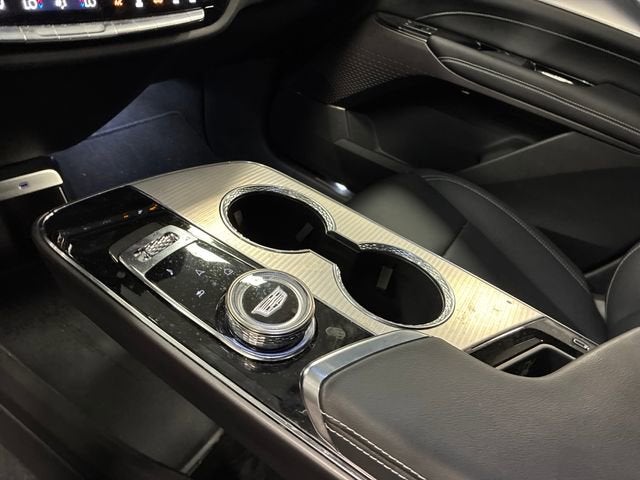 2024 Cadillac LYRIQ Tech