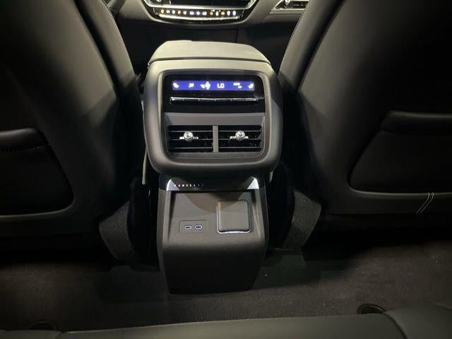 2026 Cadillac LYRIQ Signature Luxury