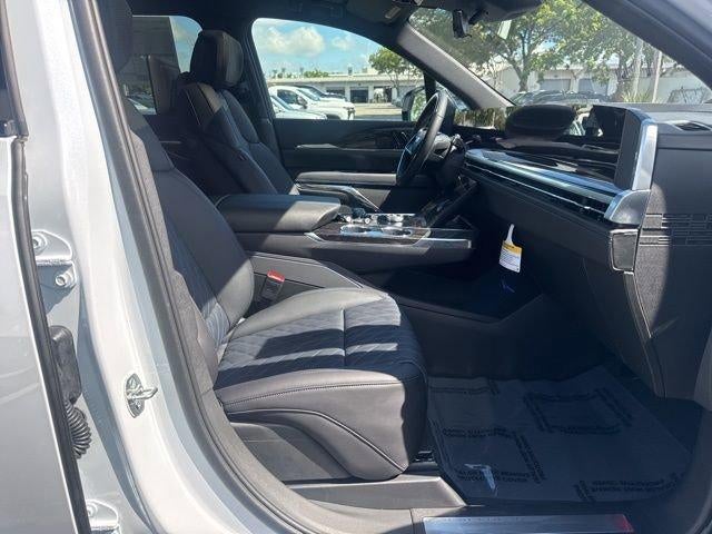 2026 Cadillac ESCALADE IQL Sport