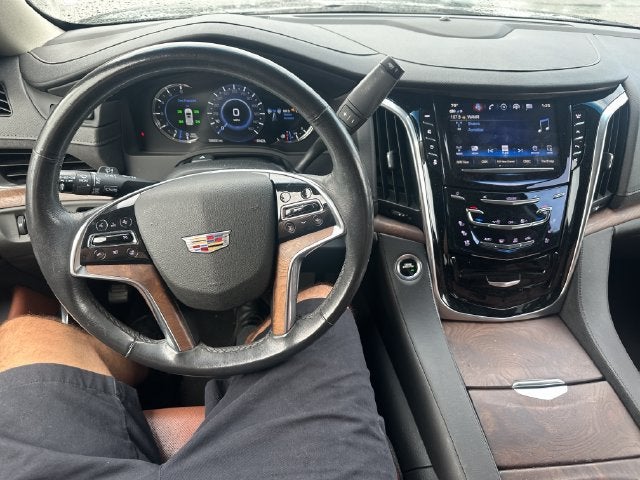2020 Cadillac Escalade Luxury