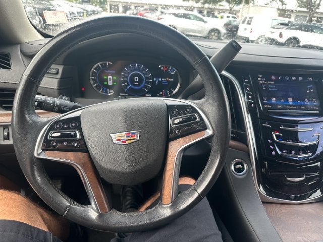 2020 Cadillac Escalade Luxury