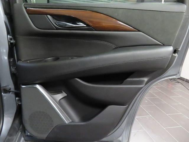 2019 Cadillac Escalade Luxury