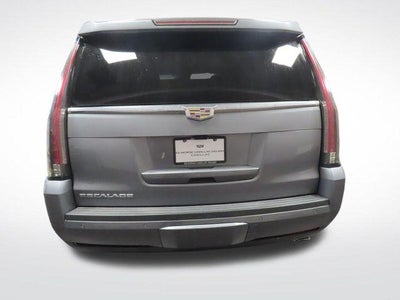 2019 Cadillac Escalade Luxury