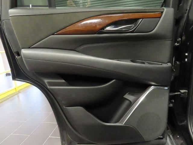 2019 Cadillac Escalade Luxury