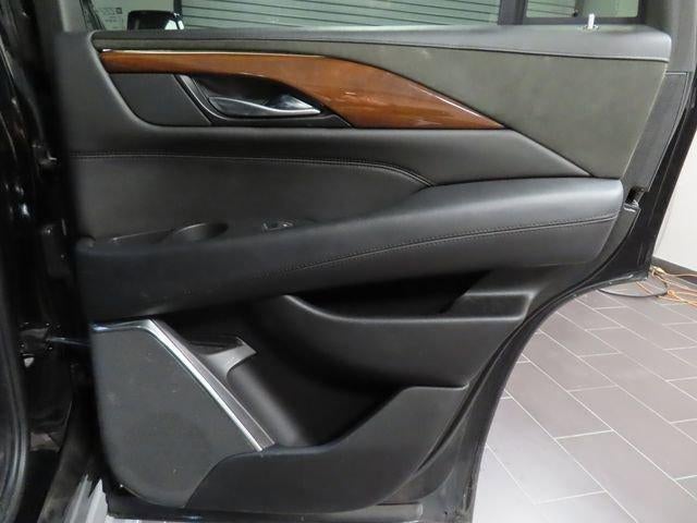 2019 Cadillac Escalade Luxury