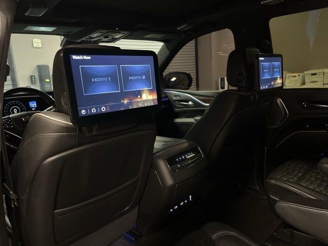 2022 Cadillac Escalade Sport Platinum