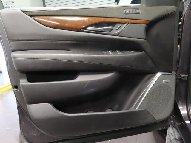 2018 Cadillac Escalade Luxury