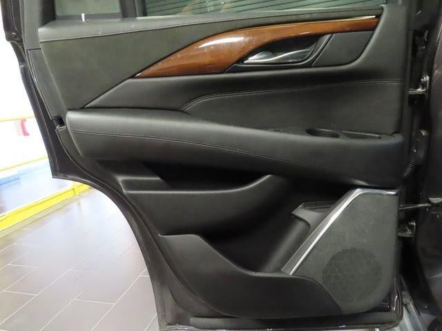 2018 Cadillac Escalade Luxury