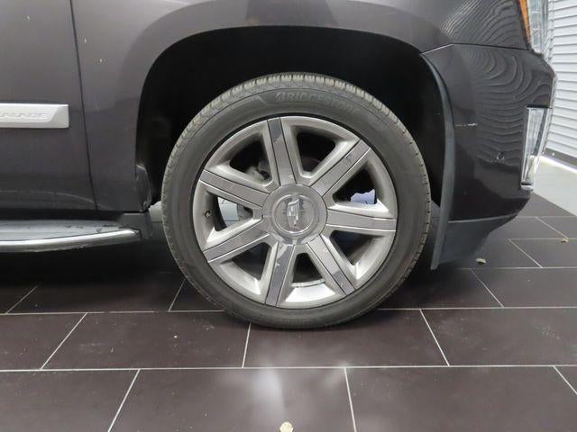 2018 Cadillac Escalade Luxury