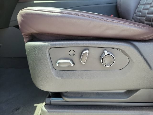 2022 Cadillac Escalade Premium Luxury Platinum