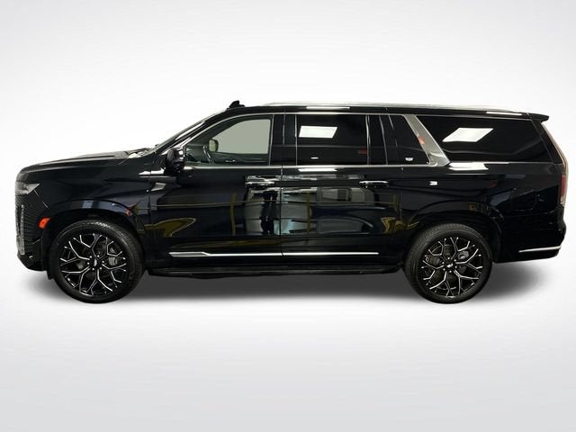 2022 Cadillac Escalade ESV Luxury