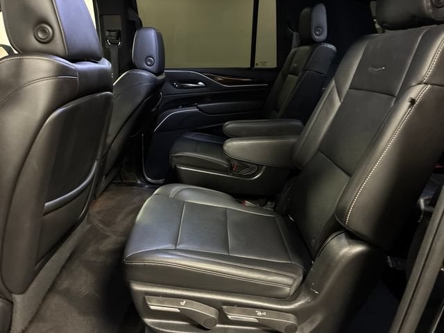 2022 Cadillac Escalade ESV Luxury