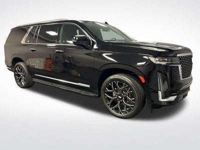 2022 Cadillac Escalade ESV Luxury