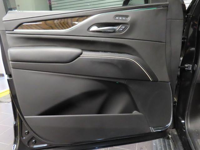 2024 Cadillac Escalade ESV Sport Platinum
