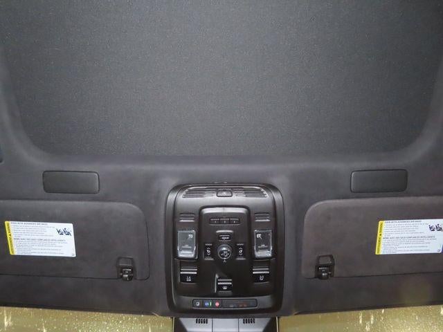 2024 Cadillac Escalade ESV Sport Platinum