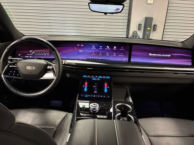 2025 Cadillac Escalade Sport