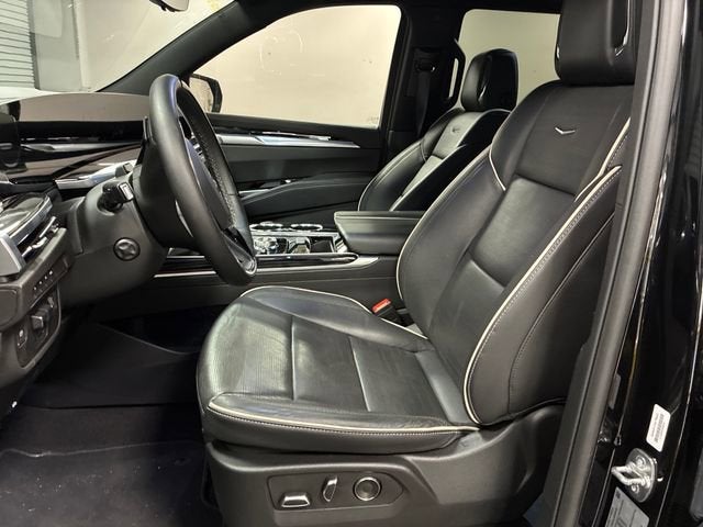 2025 Cadillac Escalade Sport
