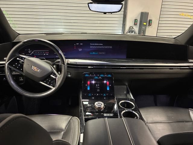 2025 Cadillac Escalade Sport