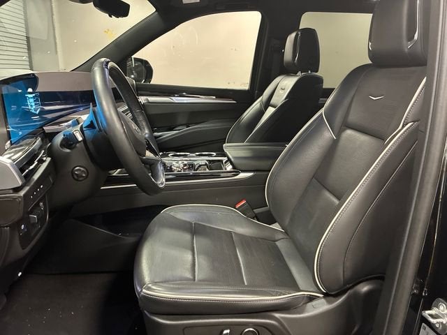 2025 Cadillac Escalade Sport