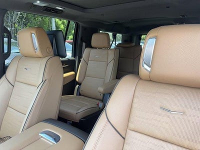 2025 Cadillac Escalade ESV Premium Luxury