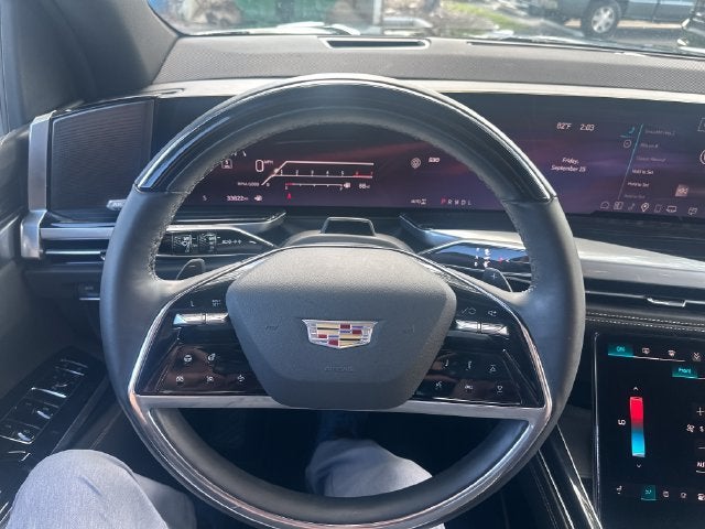 2025 Cadillac Escalade ESV Sport