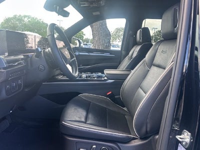 2025 Cadillac Escalade ESV Sport
