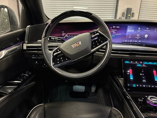 2025 Cadillac Escalade ESV Sport