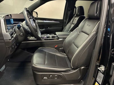 2025 Cadillac Escalade ESV Sport