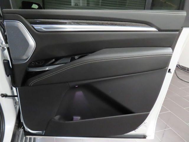 2025 Cadillac Escalade ESV Escalade-V ESV