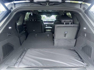 2025 Cadillac ESCALADE IQ Luxury 1