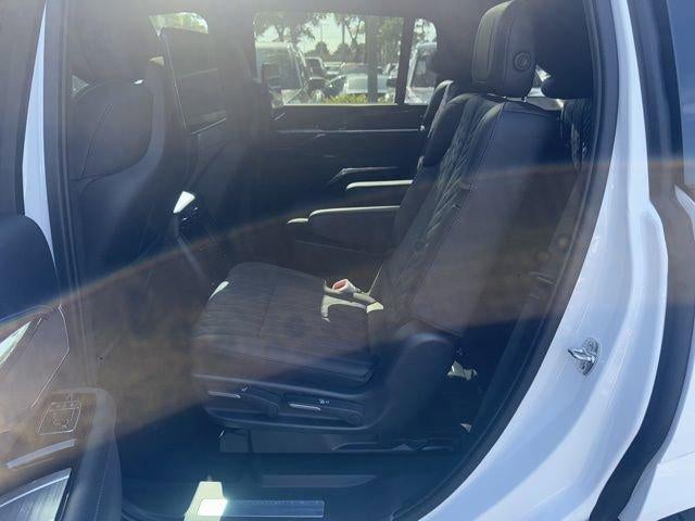 2025 Cadillac ESCALADE IQ Luxury 1