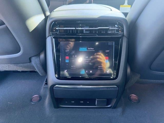 2025 Cadillac ESCALADE IQ Luxury 1