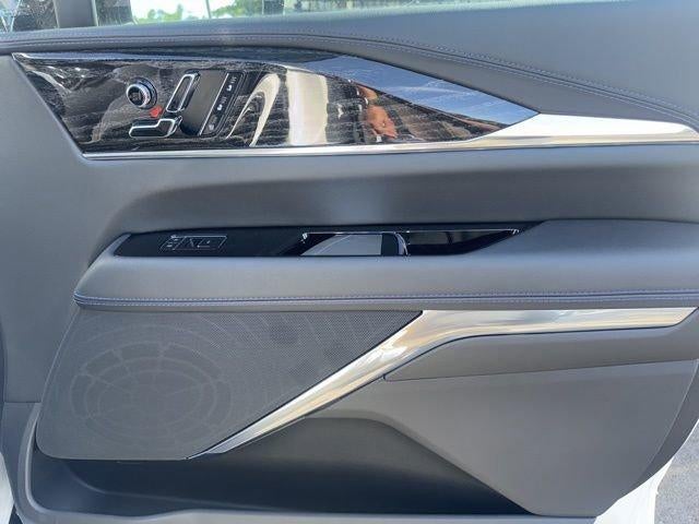 2025 Cadillac ESCALADE IQ Luxury 1