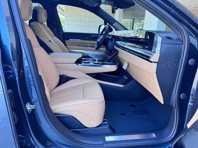 2025 Cadillac ESCALADE IQ Luxury 2