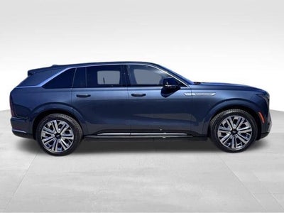 2025 Cadillac ESCALADE IQ Luxury 2